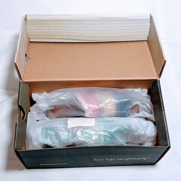 NWT BearPaw Sandals Girls Size 1 - Picture 3 of 5